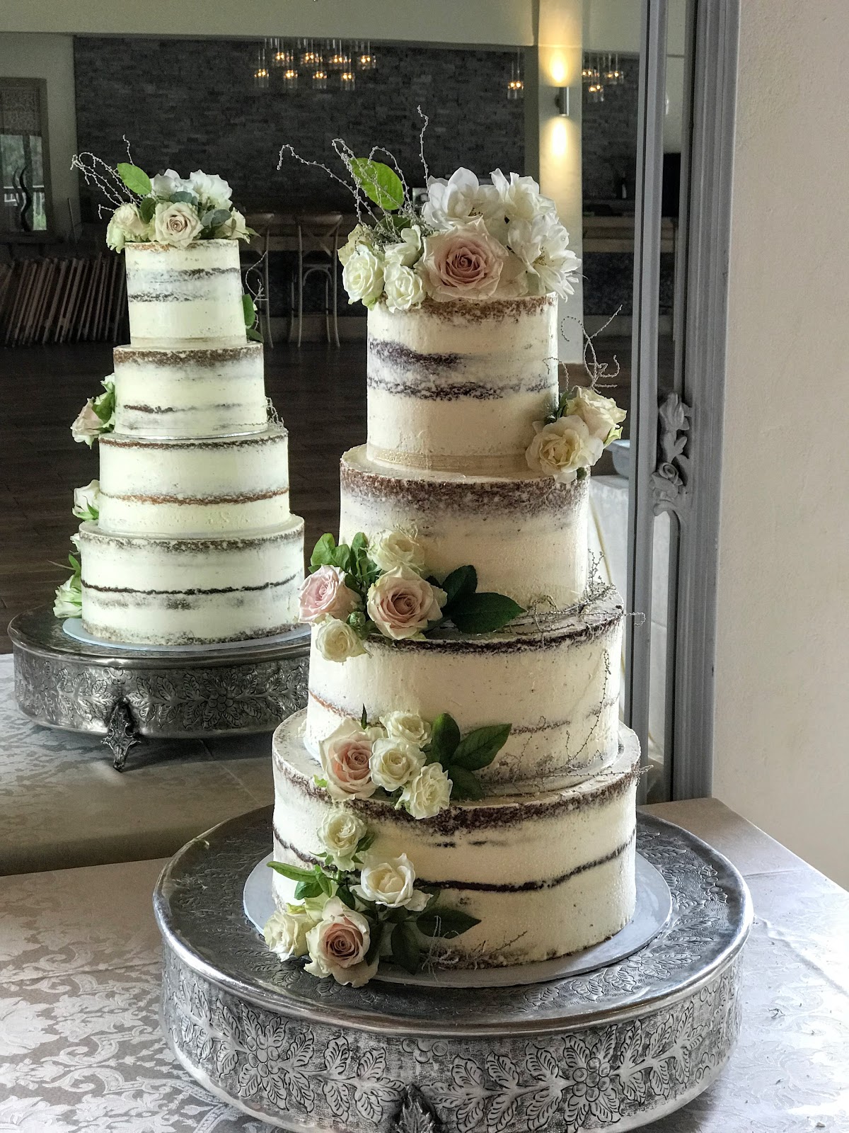 naked cake
