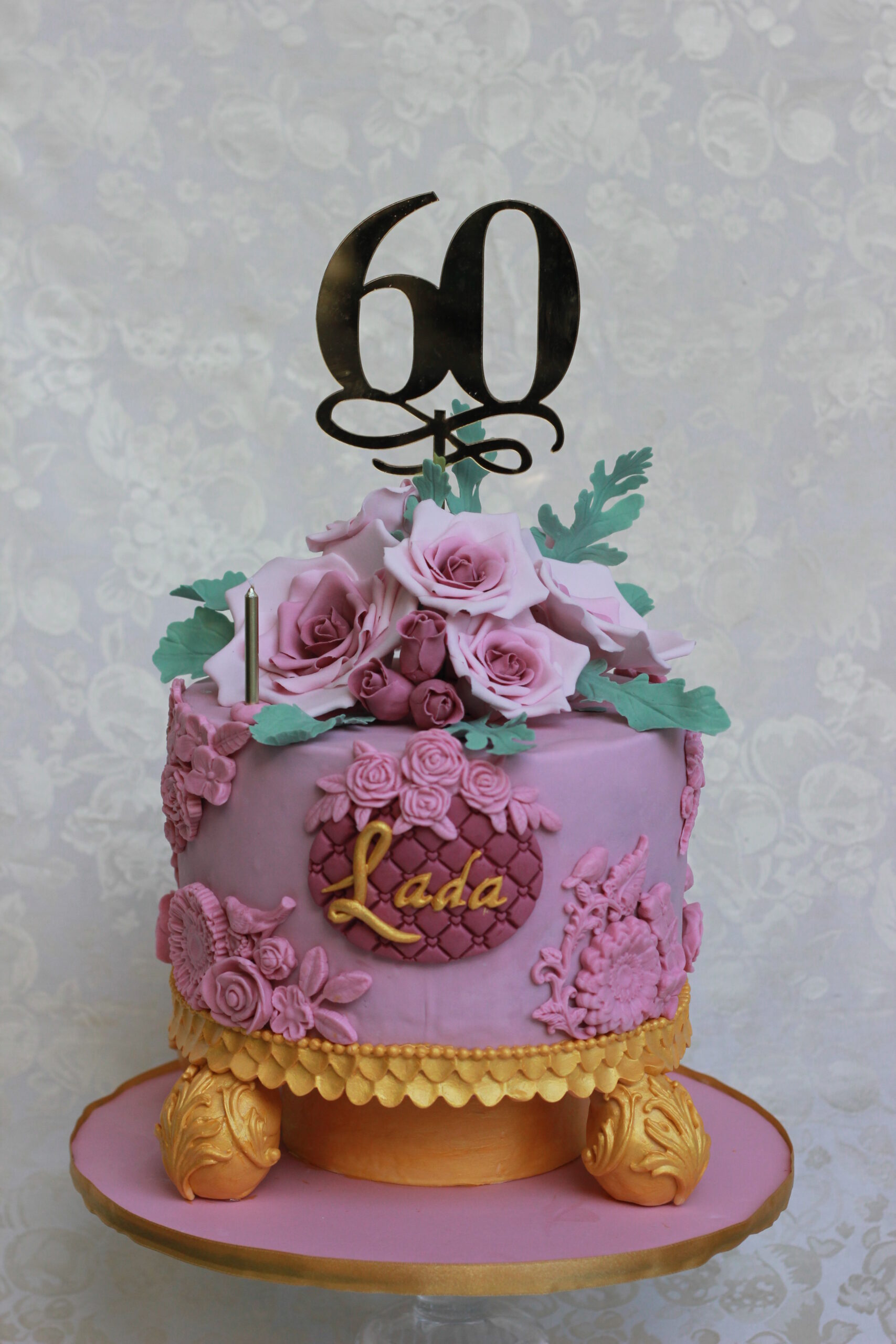 female adult custom cake