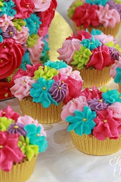 Cupcakes with Buttercream Details
