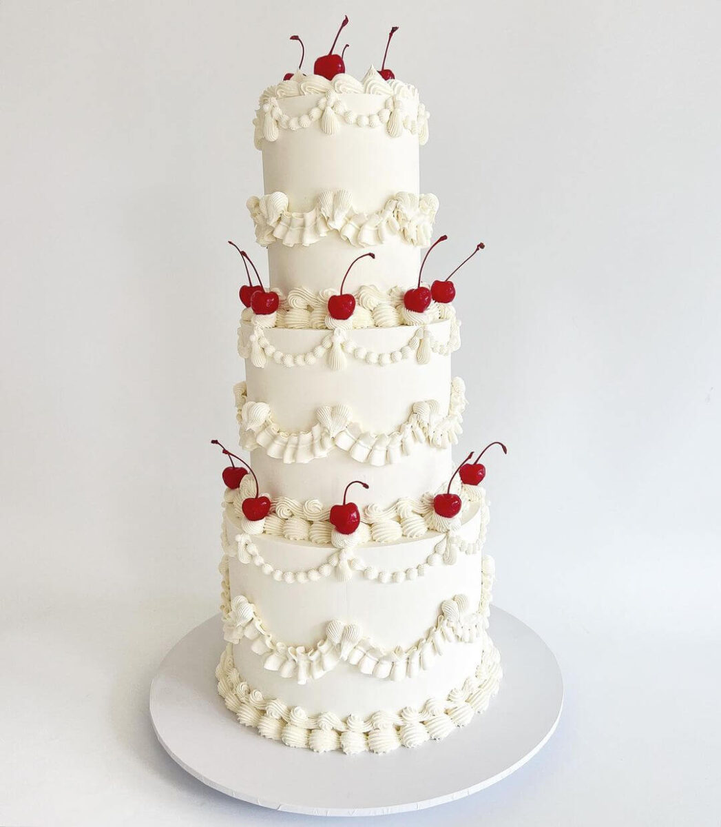 coquette cake 3 layers